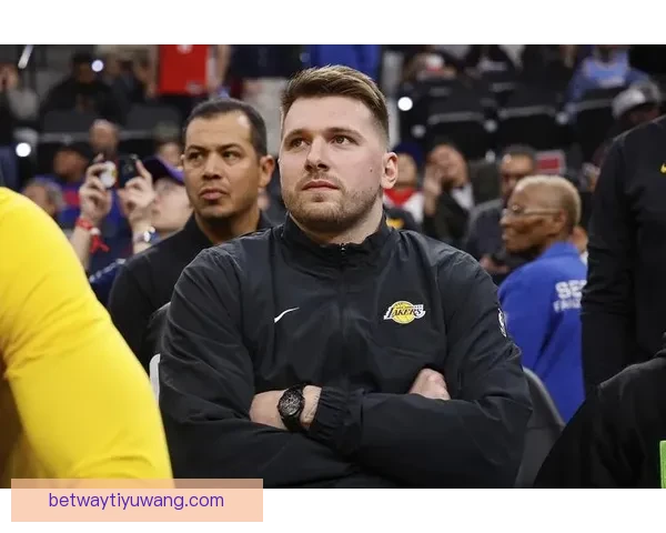 雷迪克赞东契奇本月表现现象级 自谦不配与禅师莱利等名帅比肩